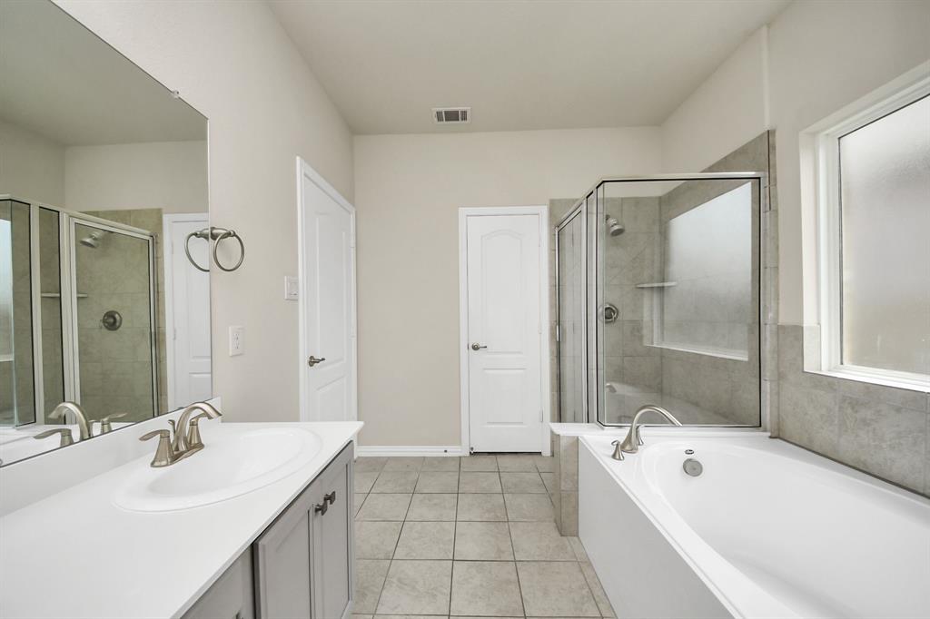 30262 Cascading Brook Way, Brookshire, Texas image 19