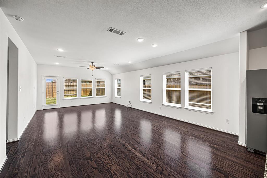 21510 Monterrico Bay Drive, Cypress, Texas image 19