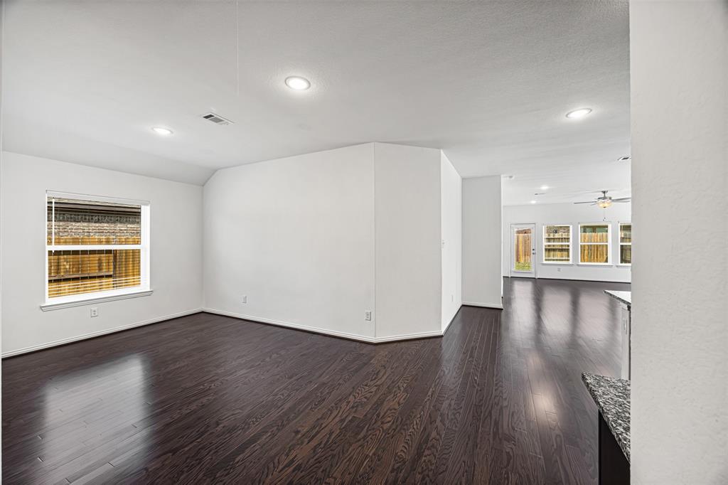21510 Monterrico Bay Drive, Cypress, Texas image 22
