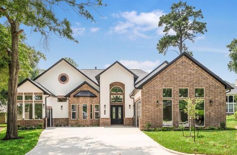 243 Teewood Court Montgomery TX 77356