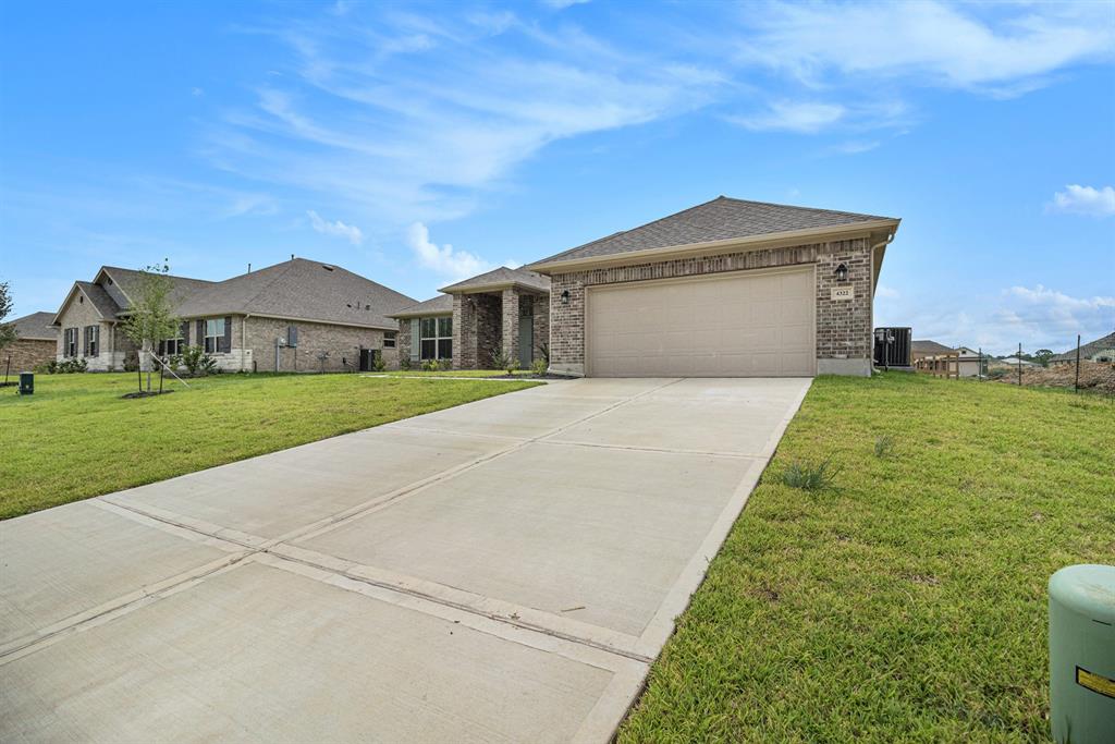 4322 Karam Landing Lndg, Dickinson, Texas image 3