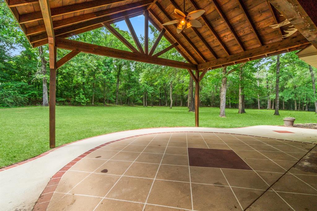 235 Hubert Lane, Livingston, Texas image 13