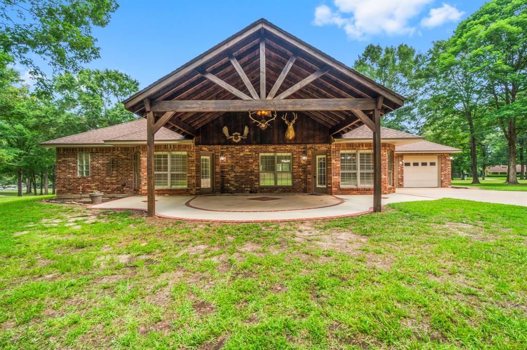 235 Hubert Lane, Livingston, Texas image 9
