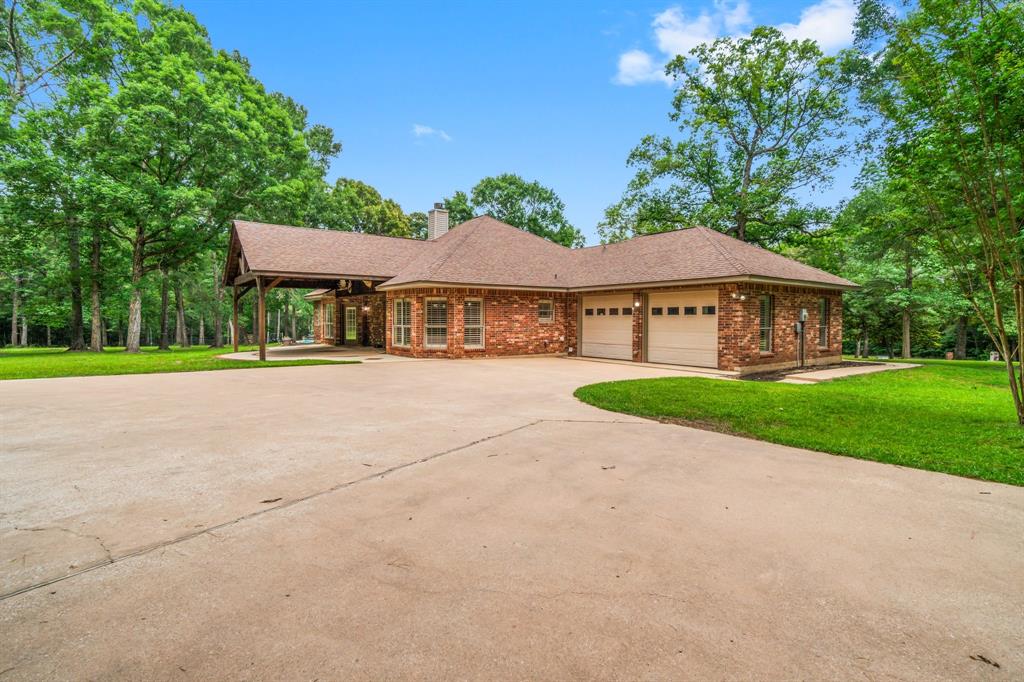 235 Hubert Lane, Livingston, Texas image 5