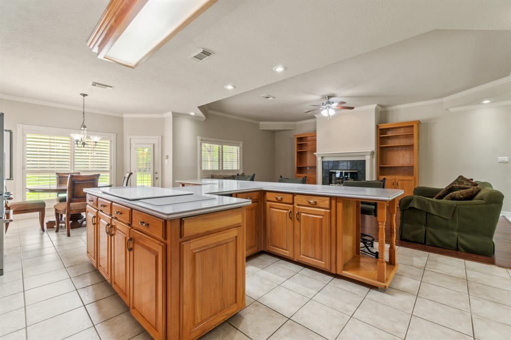 235 Hubert Lane, Livingston, Texas image 24