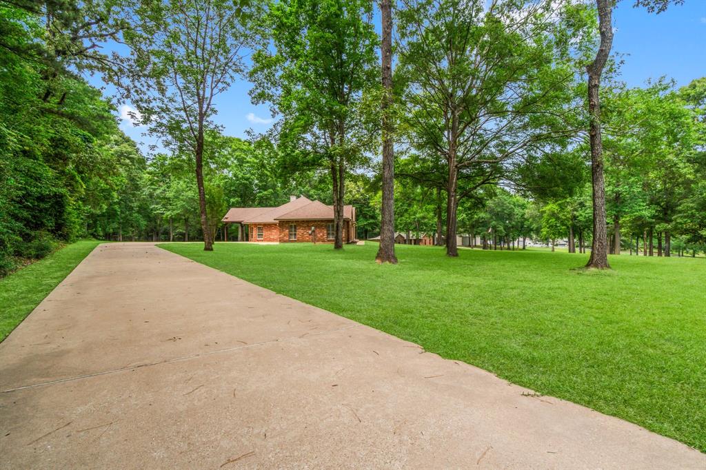 235 Hubert Lane, Livingston, Texas image 3