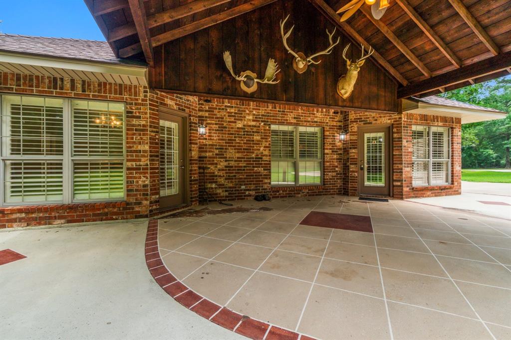235 Hubert Lane, Livingston, Texas image 11