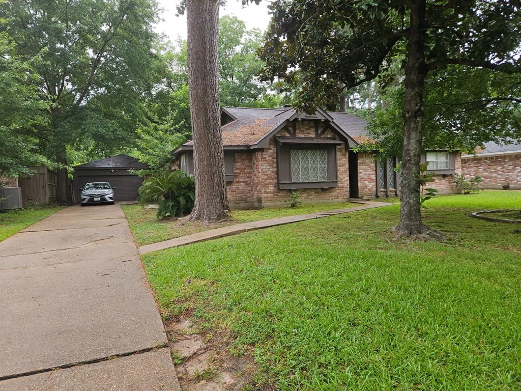 25511 Foxbriar Lane, Spring, Texas image 1