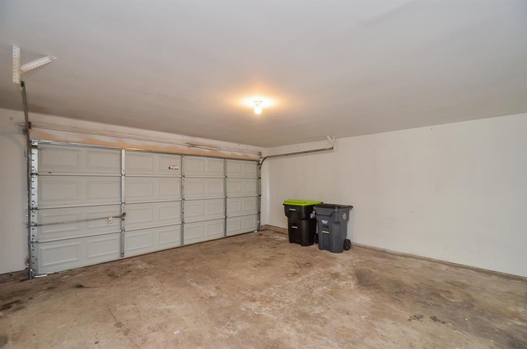 1415 Gentle Bend Drive, Missouri City, Texas image 29