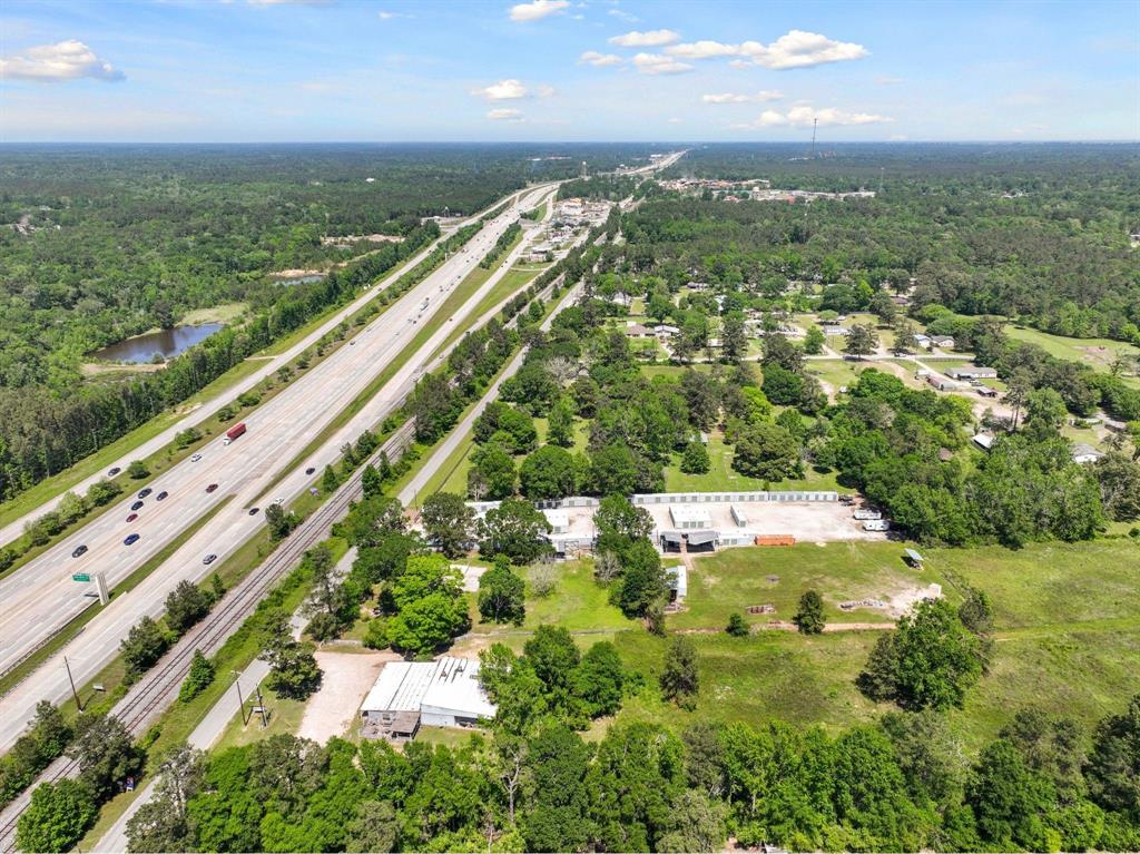 Memorial Drive, Splendora, Texas image 5