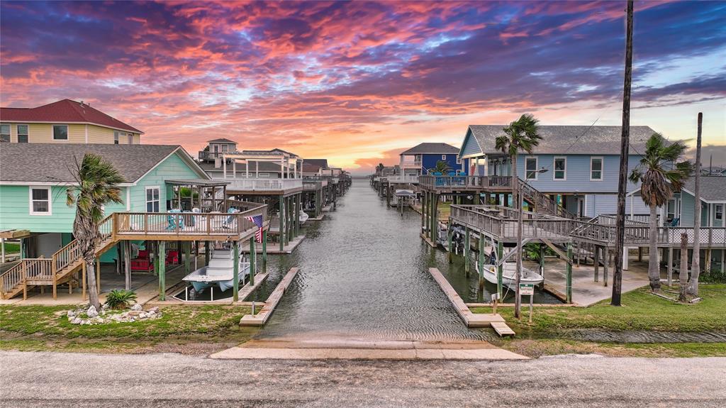 Gulf Beach Drive, Freeport, Texas image 9