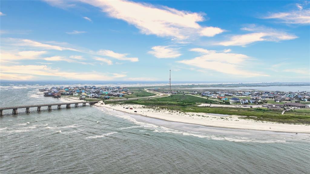 Gulf Beach Drive, Freeport, Texas image 21