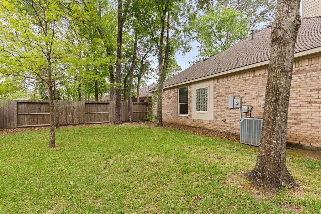 23 E Northcastle Circle, Conroe, Texas image 36