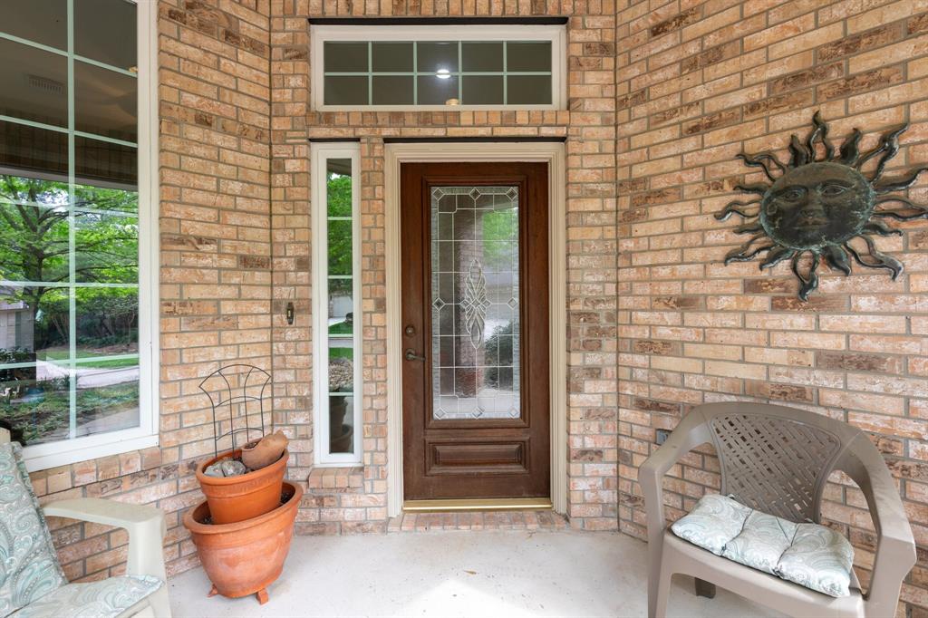 23 E Northcastle Circle, Conroe, Texas image 5