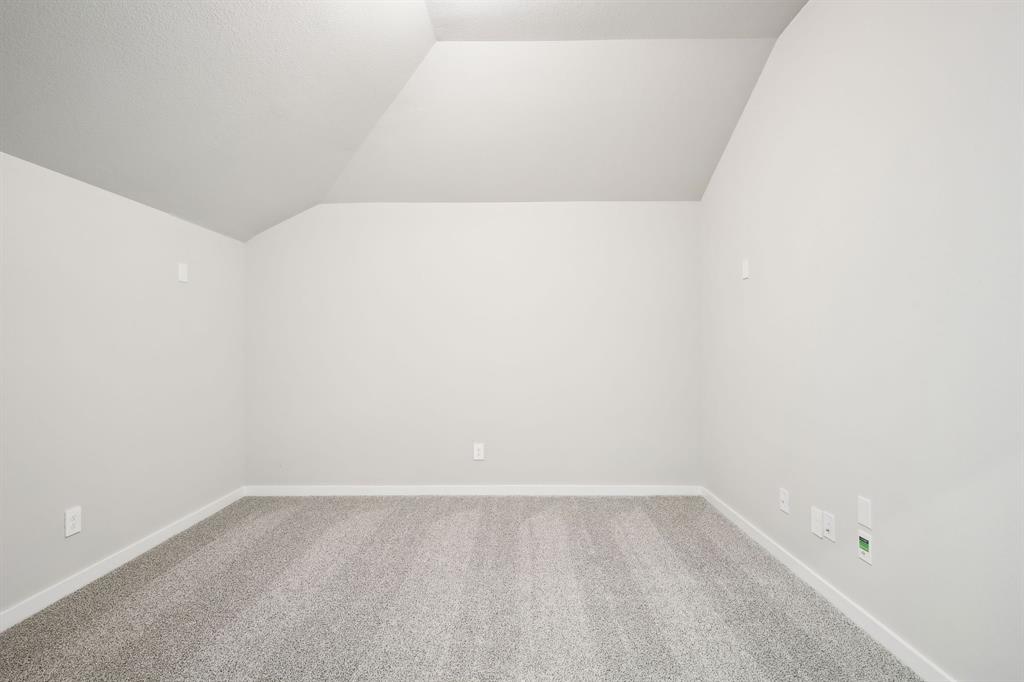 6440 Green Enclave Trail, Pearland, Texas image 32