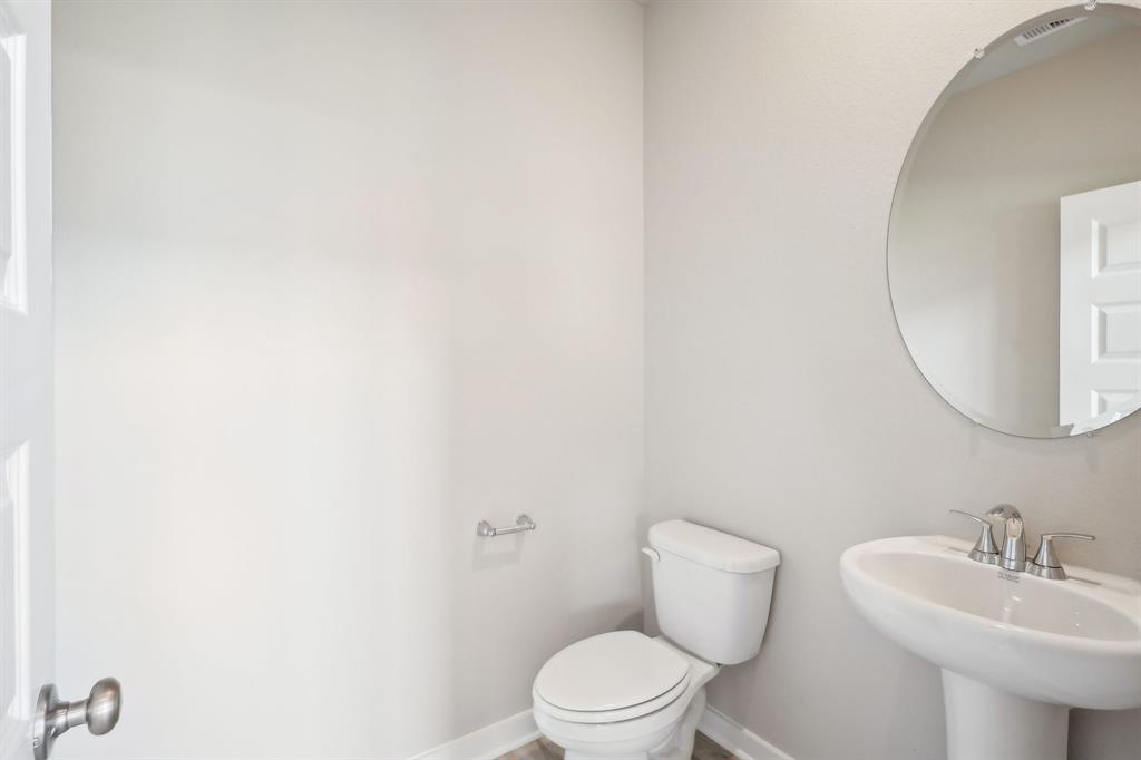 6440 Green Enclave Trail, Pearland, Texas image 22