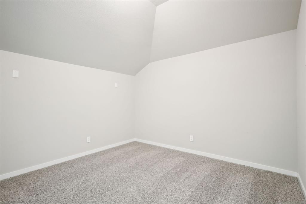 6440 Green Enclave Trail, Pearland, Texas image 33