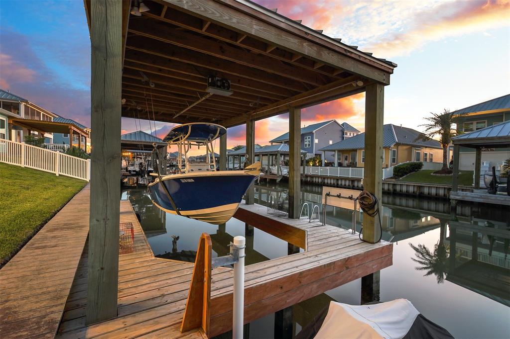 5230 Brigantine Cay Court, Texas City, Texas image 36