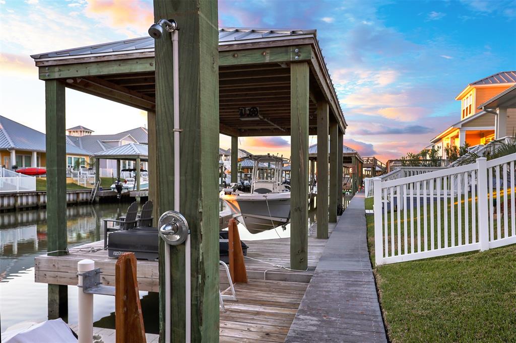 5230 Brigantine Cay Court, Texas City, Texas image 37