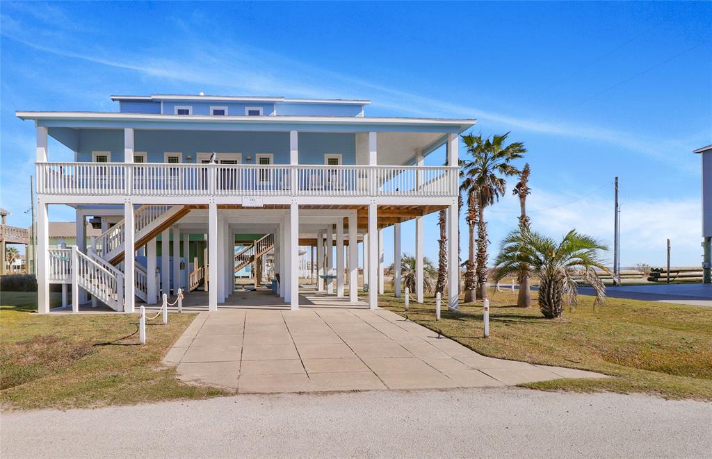 1325 Emerald Drive