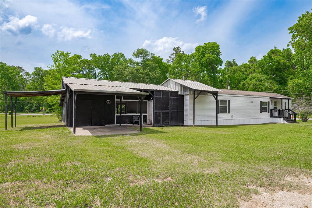 506 South Oakhurst Drive Dr, Livingston, Texas image 3