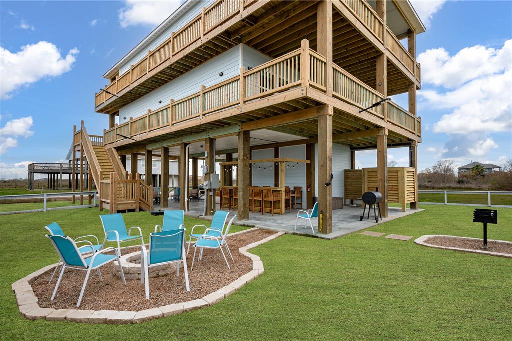 924 Melody Lane, Crystal Beach, Texas image 42