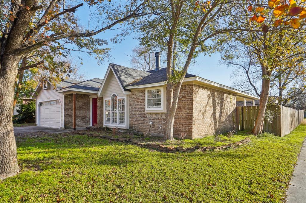 16947 Meadowlark Street, Conroe, Texas image 3