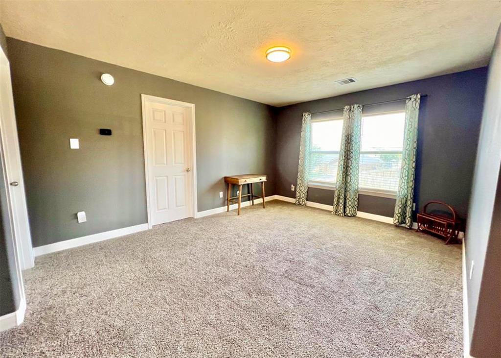 9131 Creekside Court, Hitchcock, Texas image 19