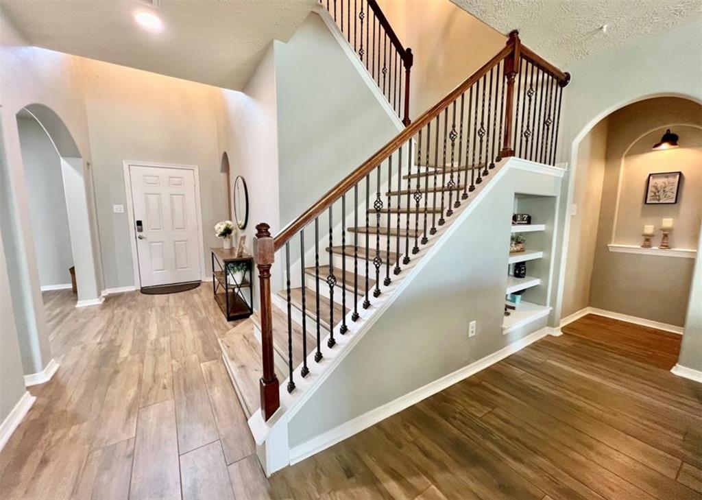 9131 Creekside Court, Hitchcock, Texas image 13