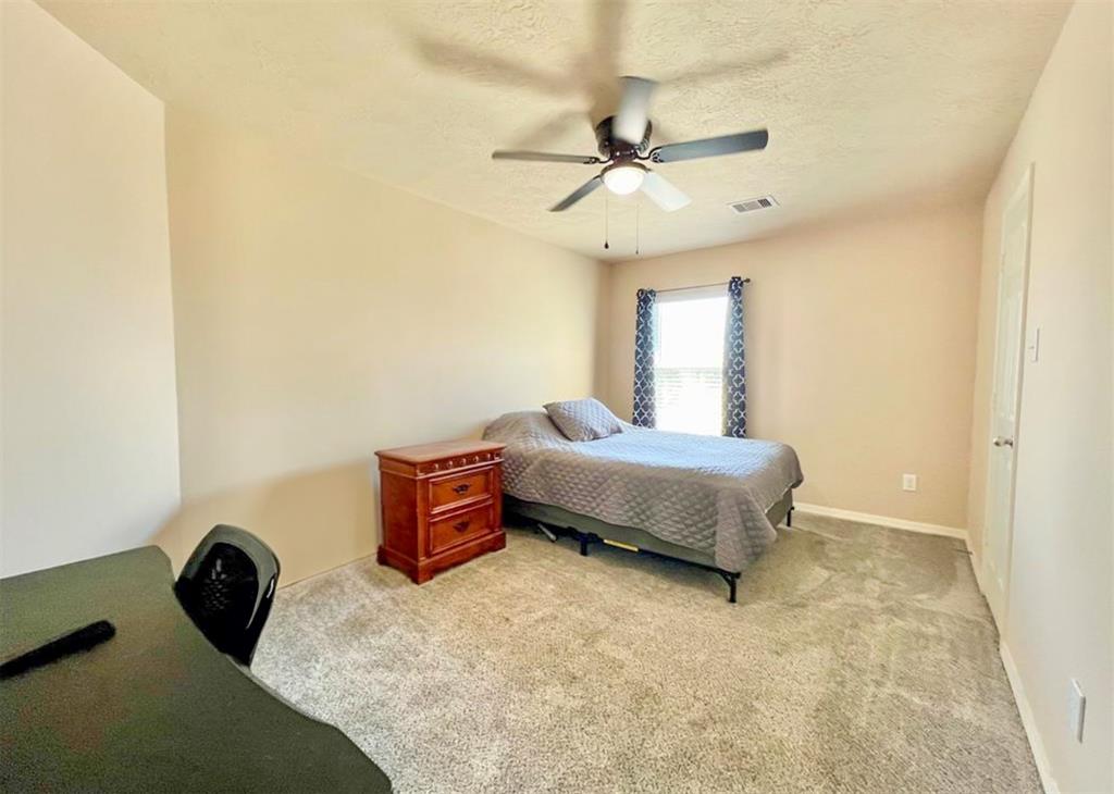 9131 Creekside Court, Hitchcock, Texas image 23