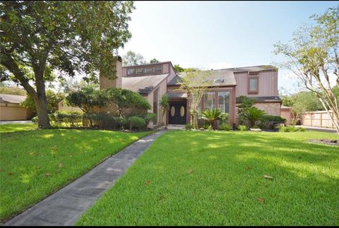16342 Clearcrest Dr Drive Clear Lake City TX 77059