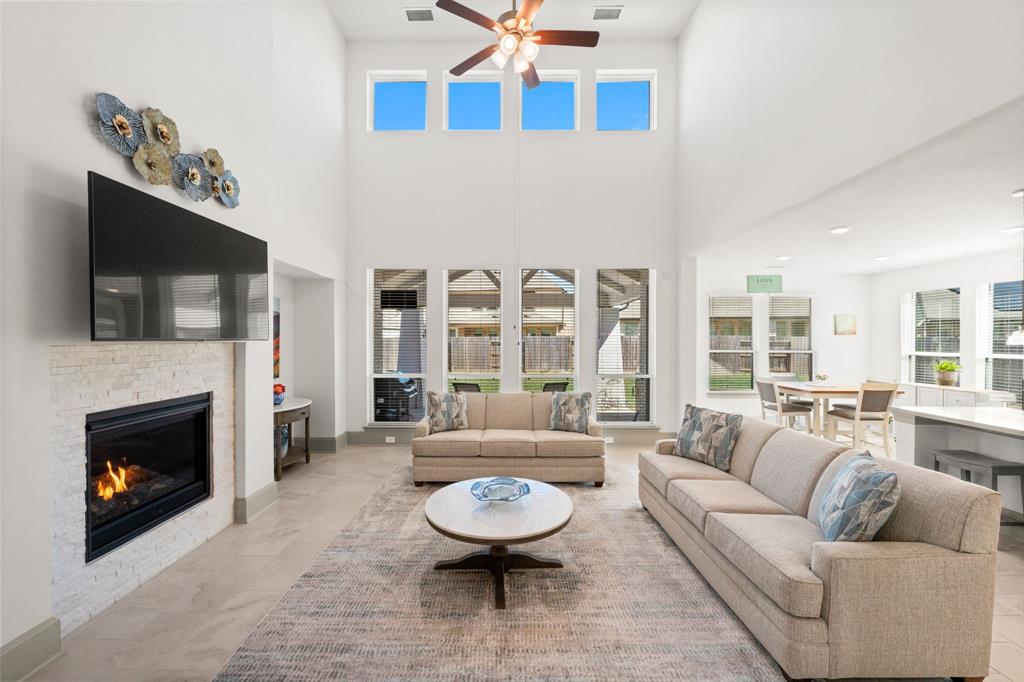 17907 Aqua Haven Lane, Conroe, Texas image 5