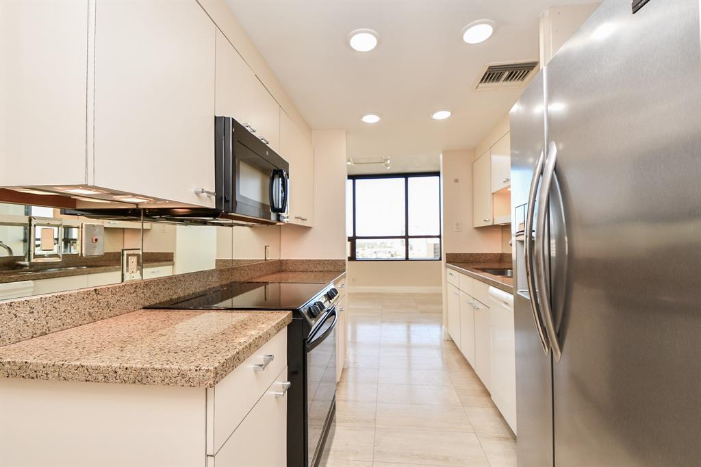 5150 Hidalgo Street #1704, Houston, Texas image 24
