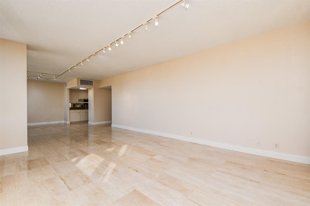 5150 Hidalgo Street #1704, Houston, Texas image 21