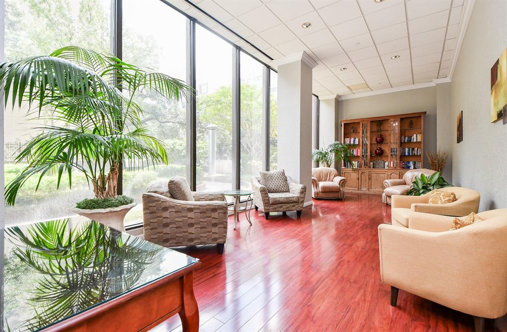 5150 Hidalgo Street #1704, Houston, Texas image 11
