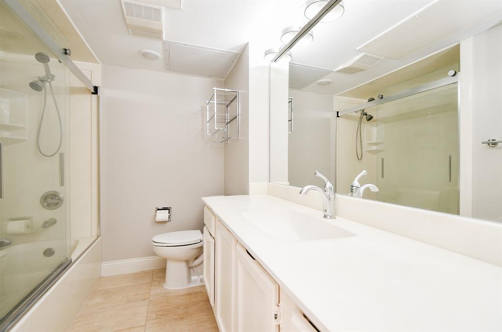 5150 Hidalgo Street #1704, Houston, Texas image 33