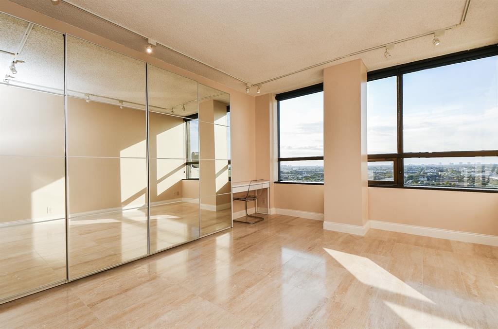 5150 Hidalgo Street #1704, Houston, Texas image 25