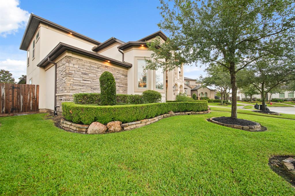 2305 Farris Valley Lane
