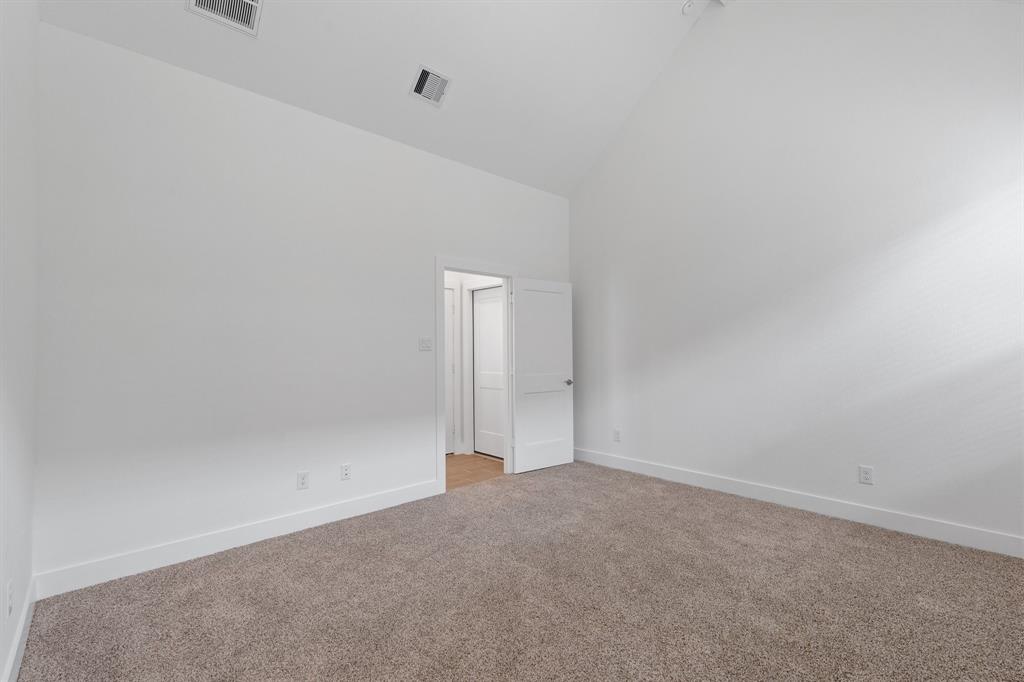11807 South Pavillion Drive Drive, Mont Belvieu, Texas image 22