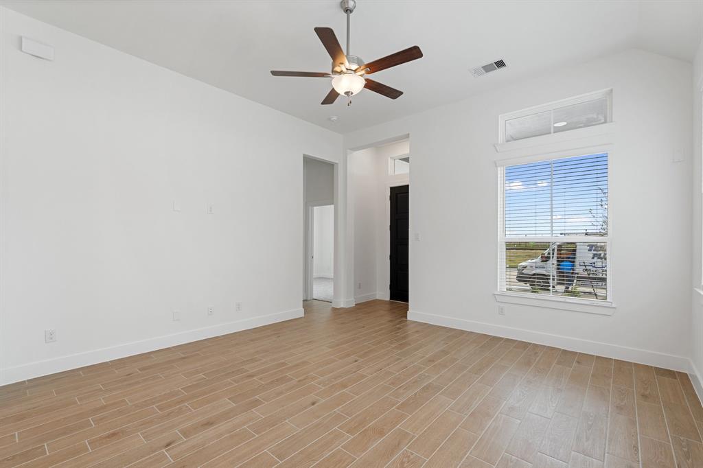 11807 South Pavillion Drive Drive, Mont Belvieu, Texas image 14
