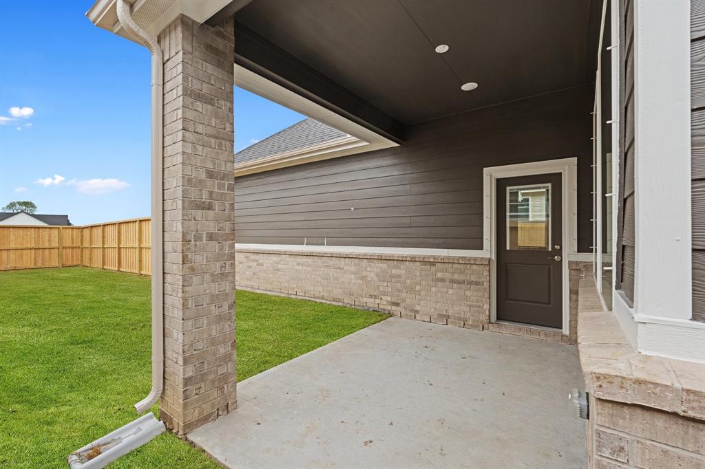 11807 South Pavillion Drive Drive, Mont Belvieu, Texas image 26