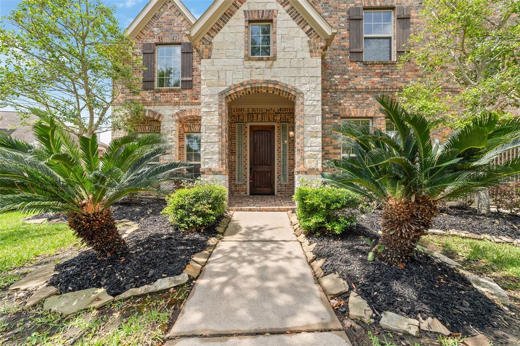 5422 Dalton Ranch Lane, Sugar Land, Texas image 3