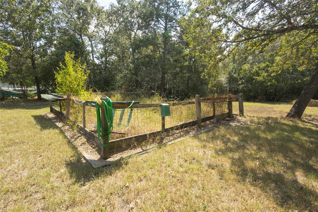 838 Beaver Unit 70 Bnd, Caldwell, Texas image 4