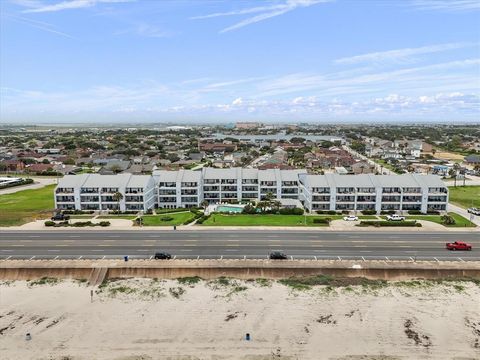 Photo of 7600 Seawall Boulevard #113, Galveston, TX 77551 (MLS # 9786669)