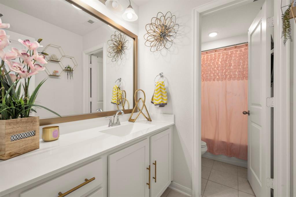 13010 Oleander Bay Lane, Texas City, Texas image 32