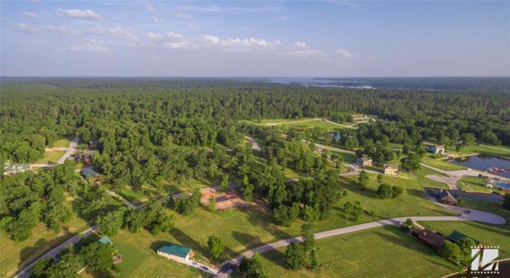11 Wildwood Lake Drive, Huntsville, Texas image 19