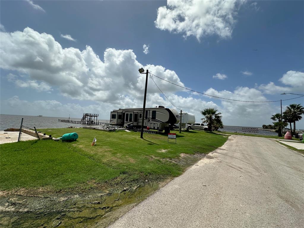 1431 8th Street, San Leon, Texas image 7