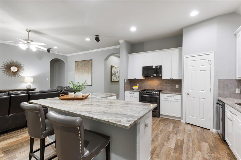 22 Red Adler Place, The Woodlands, Texas image 12
