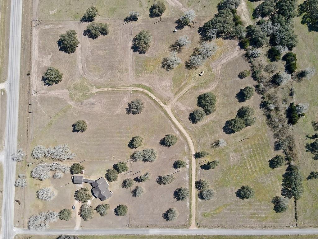 Lot 9 Pvt 1671, Hallettsville, Texas image 8