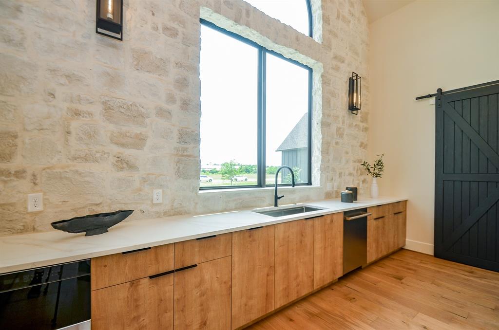 20218 Tealpointe Ridge Lane, Tomball, Texas image 35
